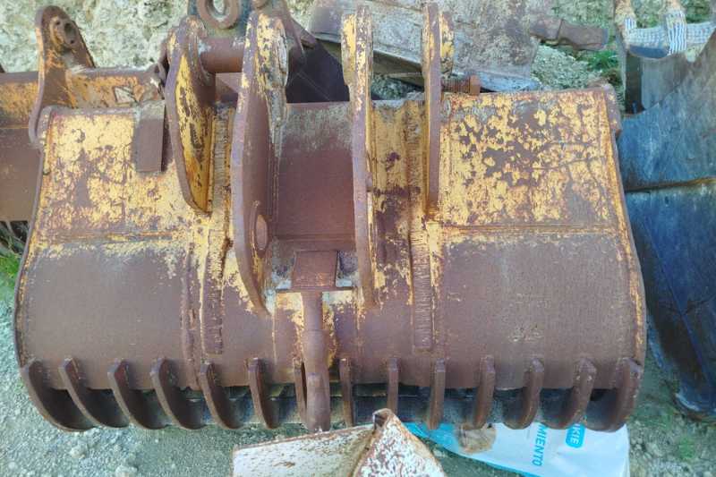 OmecoHub - Immagine FIAT HITACHI BENNE